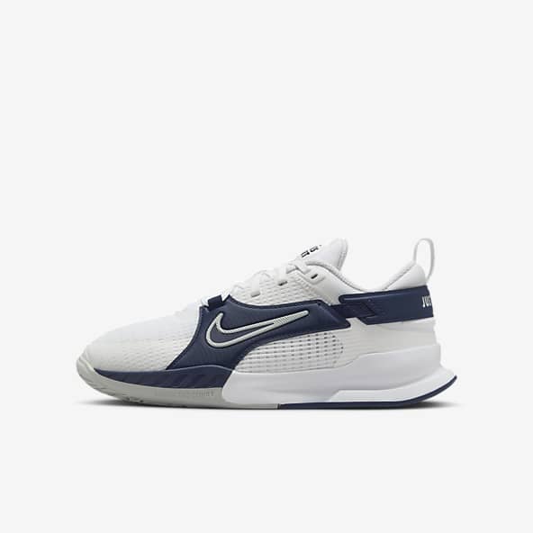 White nike junior trainers on sale